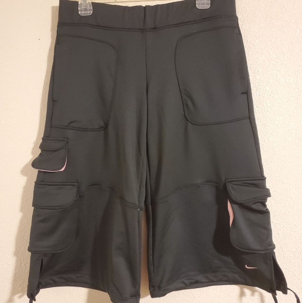 FINAL PRICE: Nike Fit Dry Cargo Style Crop Workout Pants